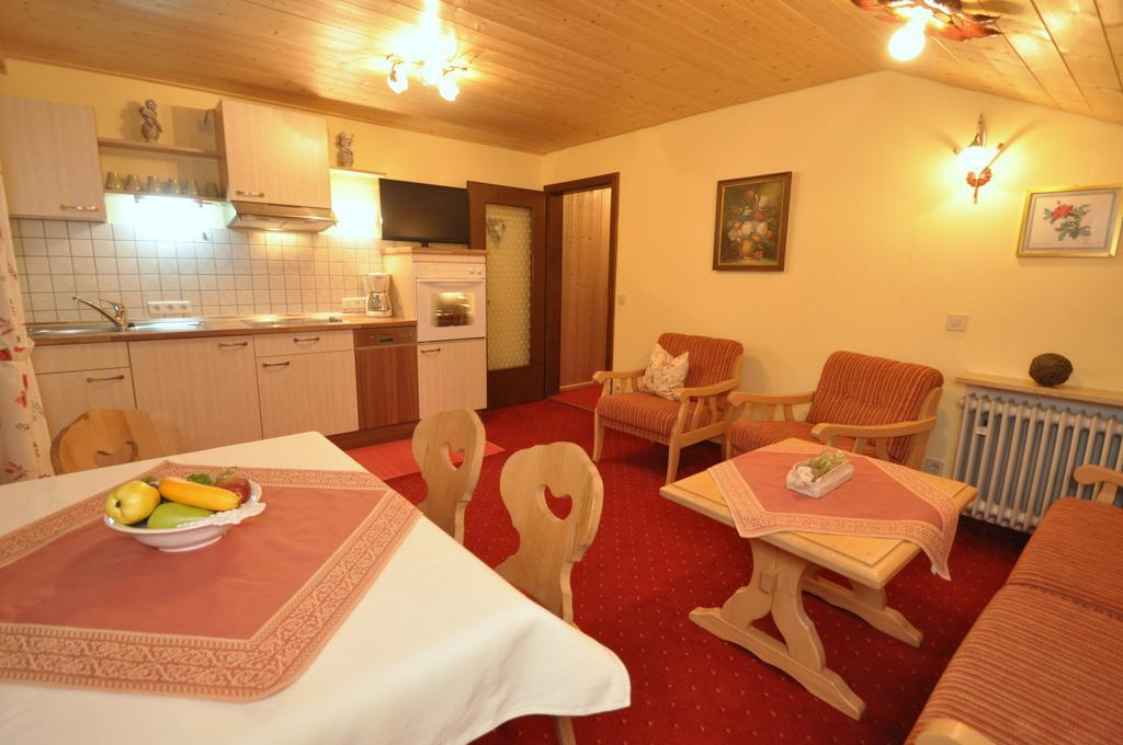 Appartementhaus Alpenrose Wallgau Exteriör bild